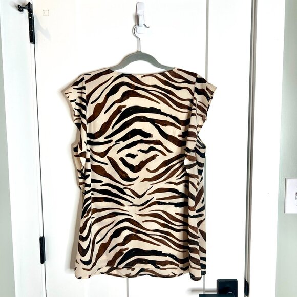 CAbi Simone Style #3771 Zebra Print Flutter Sleeve Sheer Top Lightweight Large - Picture 4 of 4